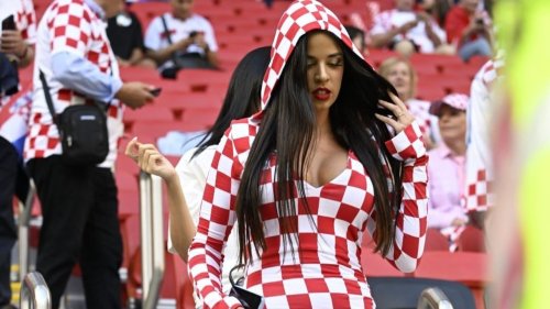 Coupe du monde : Ivana Knöll, la supportrice croate qui brave le dress code du Qatar