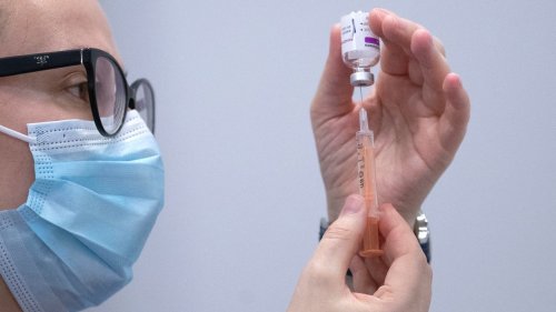 Covid-19 : "103%" de vaccinés à Paris, la preuve d'un "trucage" des chiffres ?