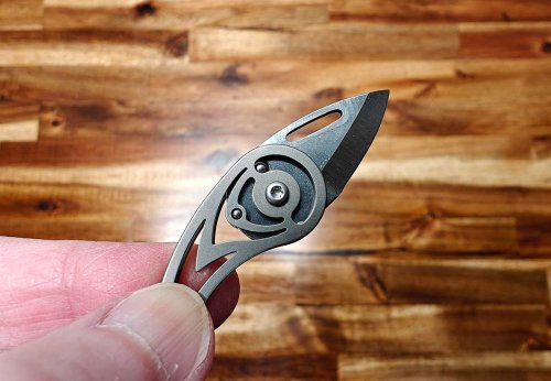 Tops Home Store Titanium Knife review - A tiny pocket knife for less than $9? - The Gadgeteer