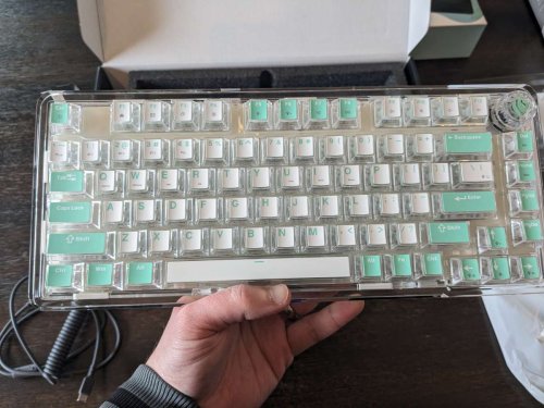 EPOMAKER x LEOBOG K81 mechanical keyboard review - A colorful and fun addition to my desktop! - The Gadgeteer