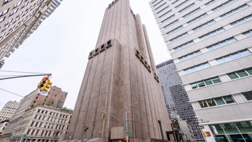 Mysterious skyscraper with NO windows towering over iconic skyline for 50 years has people convinced it’s a vampire lair