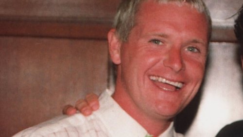 Paul Gascoigne once had to play golf completely NAKED after losing a bet
