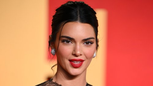 KEEPING IT REAL Kendall Jenner puts her real skin on display with wrinkles and blemishes after fans accuse star of plastic surgery