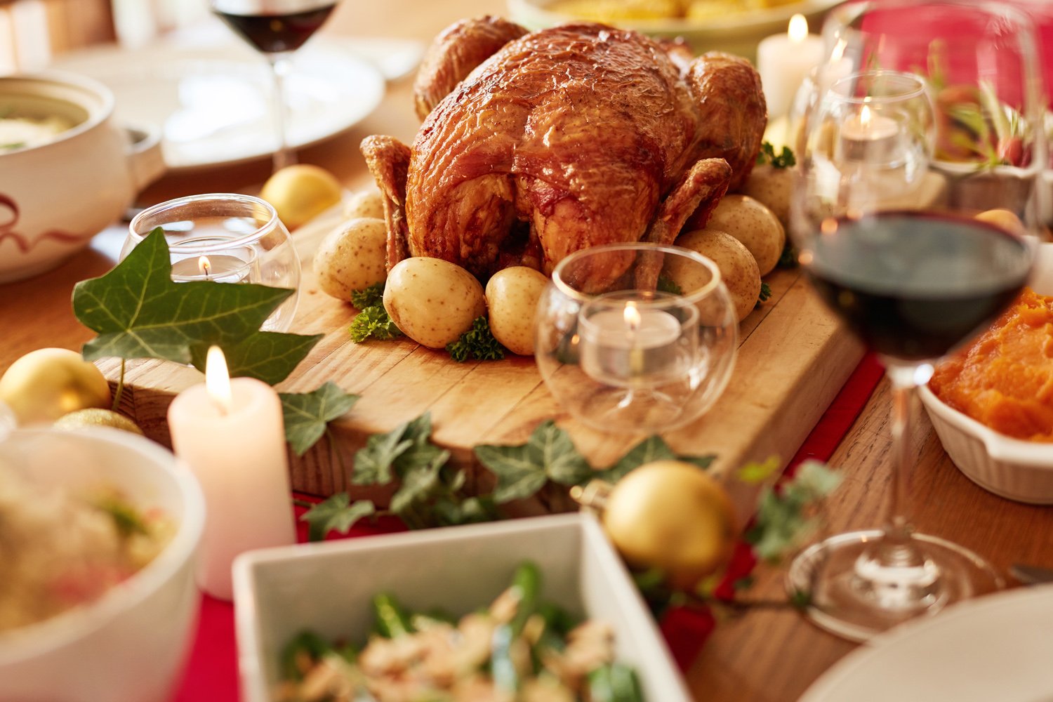 Ways to save money this Thanksgiving - from food to travel