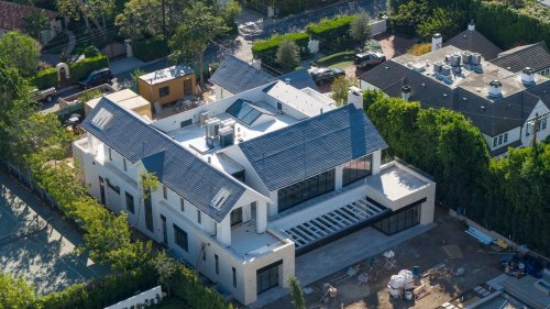 COMING HOME Tom Brady’s stunning Los Angeles bachelor pad nears completion as NFL legend gets over breakup with model Irina Shayk