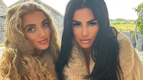 BOOB HOO Katie Price says she’s ‘no hypocrite’… but blasts girls who get their boobs and lips done in their 20s as ‘the worst’
