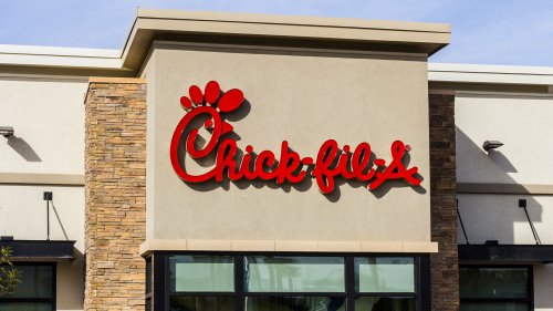 CHICKEN CHANGE ‘I’m done’ fumes Chick-fil-A customer as chain reverses policy after 10 years and foodies call it a ‘slippery slope’