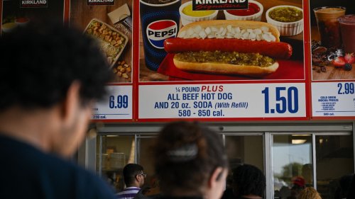 BREAKIE BUNGLE Costco shoppers call for axed breakfast staple to make a comeback after chiefs unveil sweeping food court changes