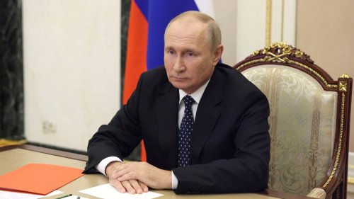 Isolated Putin loses his last allies as China & India tell him to end bloody war
