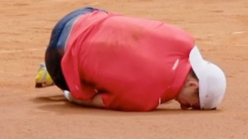 SORE ONE Tennis star shows off horror injury after collapsing to floor in agony and being forced to retire from tournament