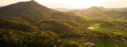 Things to do in Tennessee in a two-day itinerary of fun & adventure