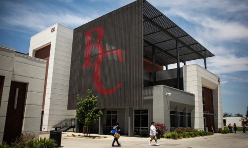 As More High Schoolers Earn College Credit, Some Miss Out