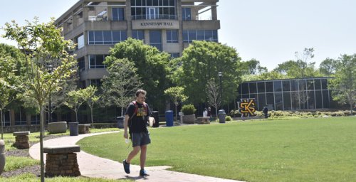 Georgia College Students Learning Hard Economics Lessons as Cost of Living Rises