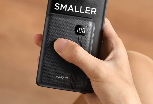 Take This Pocket Size 10000mAh Power Bank For $29 [28 Percent]