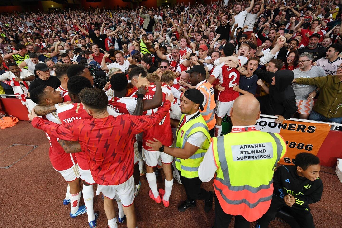 How Arsenal beat Manchester City 1-0 to join rivals Tottenham on top of Premier League