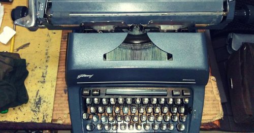 #IconsOfIndia: An Unforgettable Typewriter That Became A Symbol of Modern India
