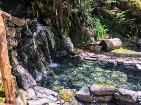 9 Best Hot Springs in Washington State