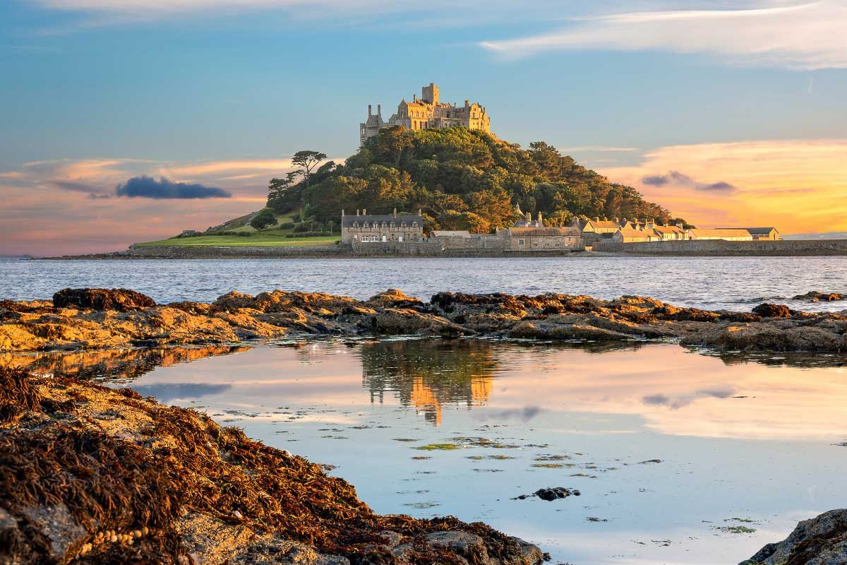 9 Magical Castles in Poldark's Cornwall that you have to visit
