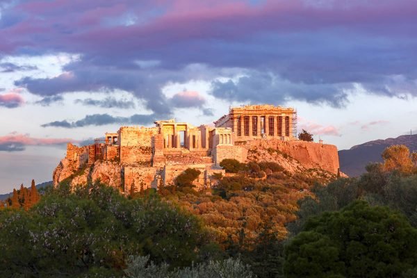 11 Famous Greek Landmarks: Attractions to Visit and Explore