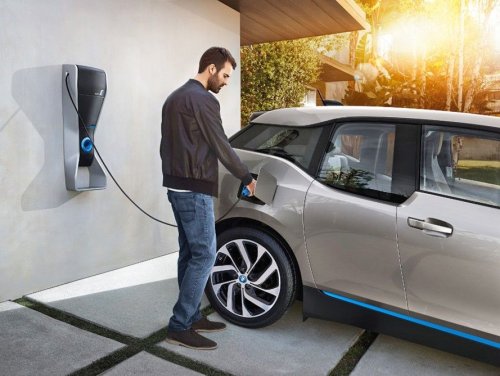 Scientists caution against charging electric vehicles at home overnight