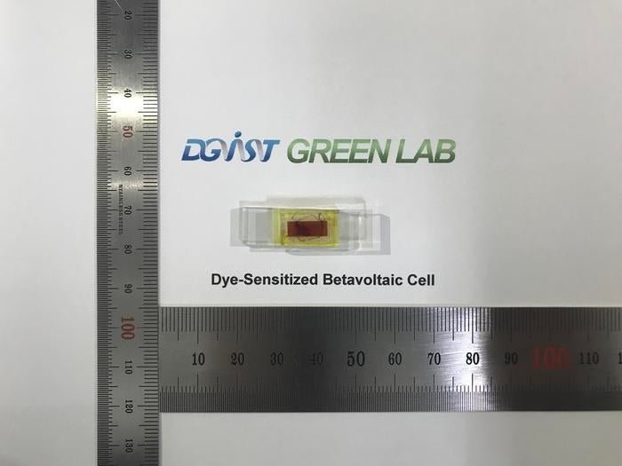 Tiny nuclear battery could run for decades without charging