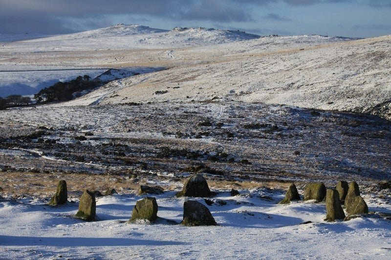 Archeologists Discover Two New Stonehenge-like Stone Circles In England ...