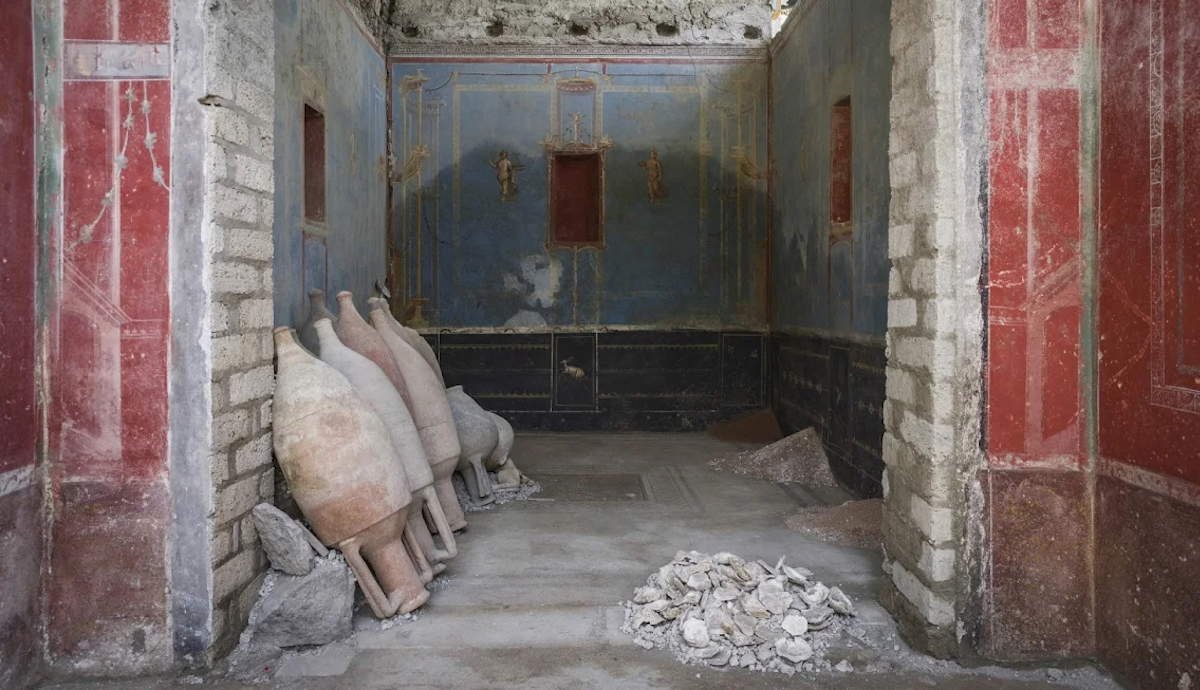 Latest Pompeii Discovery is a Rare Blue Room