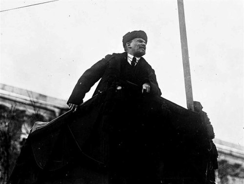 Rise of the Reds: The Life of Vladimir Lenin