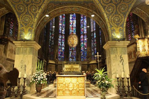 Charlemagne and the Carolingians: The Father of Europe