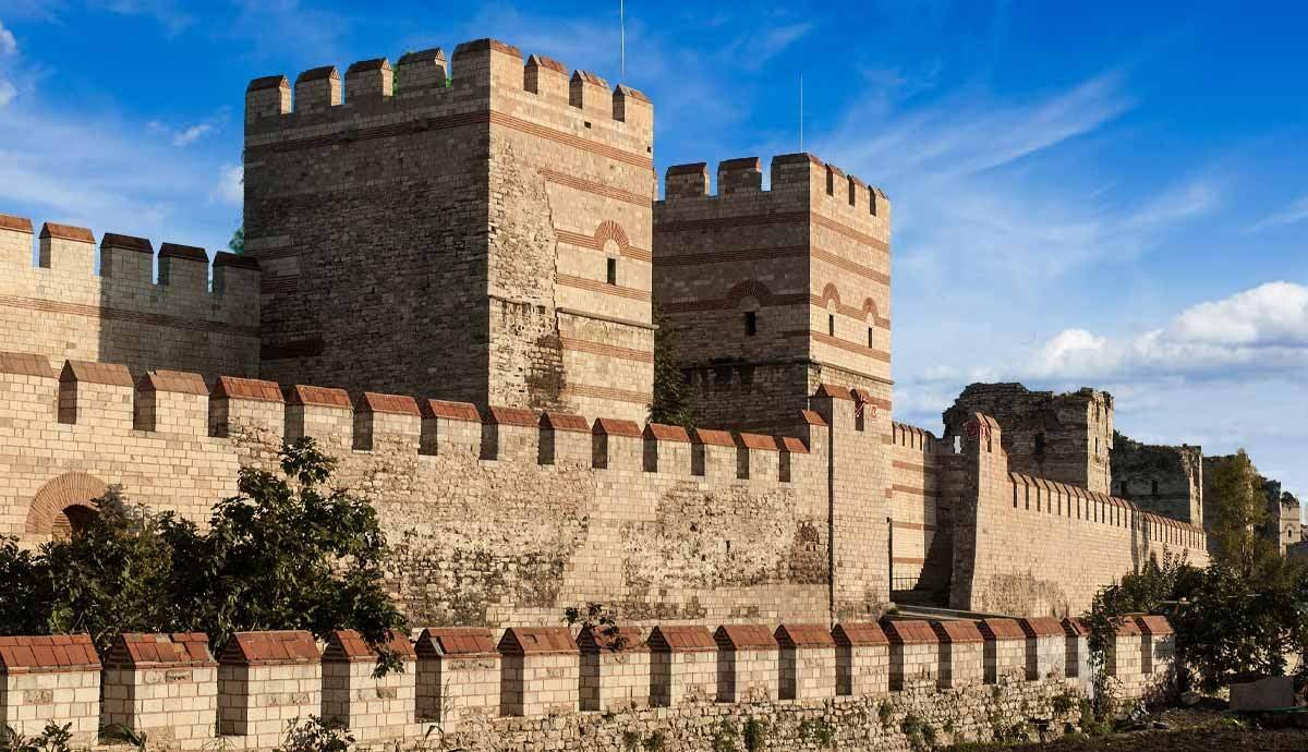 What Are the Theodosian Walls (of Constantinople)?
