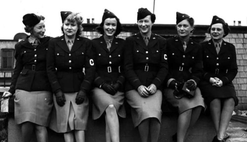 How Women Entered the Workforce in World War II