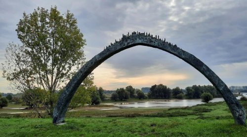 Van Oord team to upgrade 19km of Dutch dyke