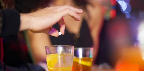 Soumission chimique par benzodiazépines, anxiolytiques ou sédatifs : quels effets ? quelle prise en charge des victimes ? quelle prévention ?