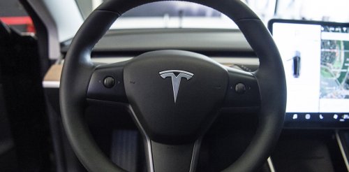 Tesla’s Blade Runner-inspired pickup truck kind of flopped. Here’s why