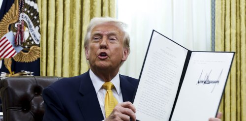 L’anglais, langue officielle des États-Unis : un décret de Trump qui bouleverse une longue histoire multilingue