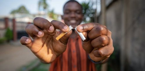 Le tabagisme coûte cher : des enquêtes menées dans huit pays africains montrent qui a besoin d'aide