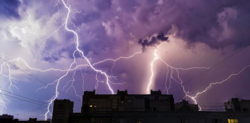 Why does lightning zigzag? At last, we have an answer to the mystery