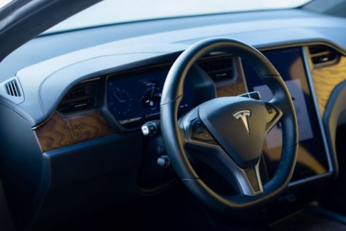 Expert explains the potentially enormous side effect of Tesla’s ‘cutthroat’ price drops: ‘[It] may signal a death blow’