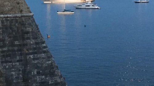 Onlooker sparks outrage with photo of bizarre yacht spotted off the coast: 'So many questions'