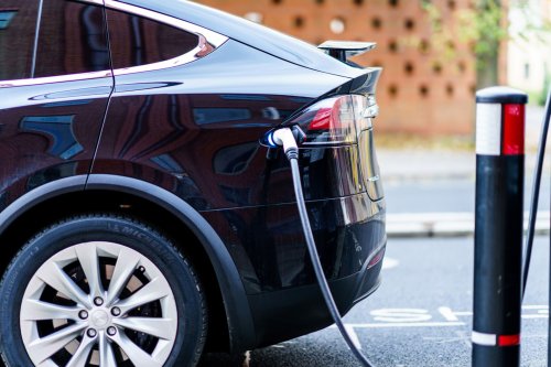 New study reveals shocking data on EV batteries: ‘It would make the public have more faith’