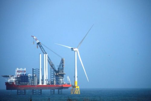 Giant wind turbine erected in just 30 hours signifies major engineering feat: ‘This can save about 500,000 tons of standard coal’