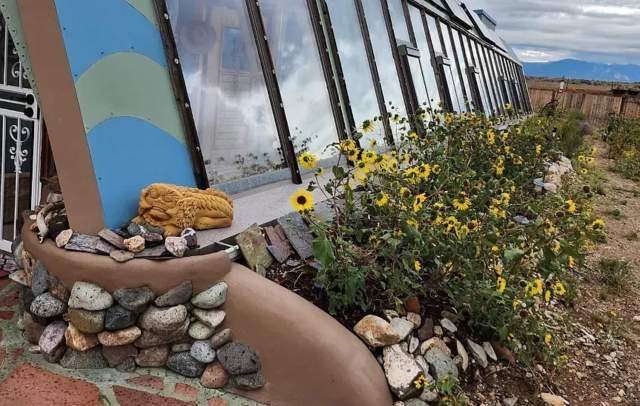 This off-grid home just hit the market — and its features are unlike anything you've seen