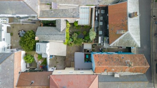 Distressed homeowner reveals emotional toll of living next to problematic neighbor: 'I can't even go outside anymore'