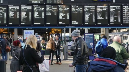 Traveler sparks outrage with photo of bizarre scene at train station: 'So frustrating'