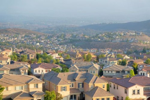Power-hungry HOA gets put in its place after homeowner refuses to abide by ridiculous home improvement rules: 'It's very rewarding'
