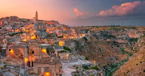 26 Surreal Places In Italy You Have To See To Believe