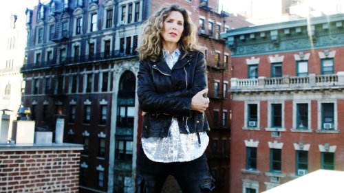 Sophie B. Hawkins On ‘Free Myself’ Album And ‘Damn I Wish I Was Your ...