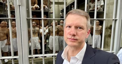 GOP Rep Goes Inside El Salvador Prison—While Dem Turned Away