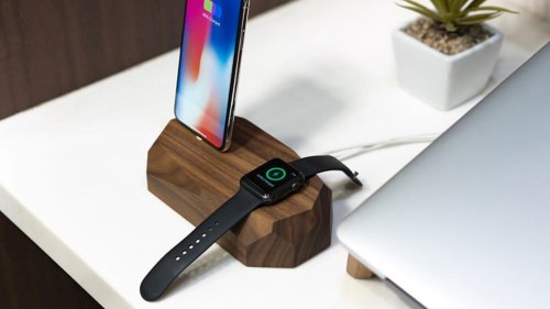 Power Up Both Your iPhone and Apple Watch With This Sleek Charging Station
