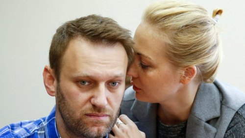 Alexei Navalny’s Widow Shares Tribute, as Russians Are Arrested at Rallies